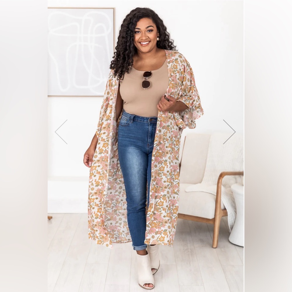 Space 46 Long Floral Kimono